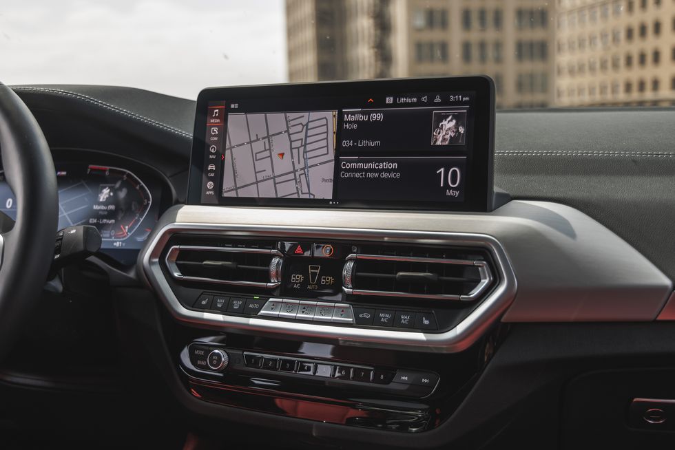 BMW在2023 BMW x4車系中也搭載了iDrive 7.0版的使用者介面